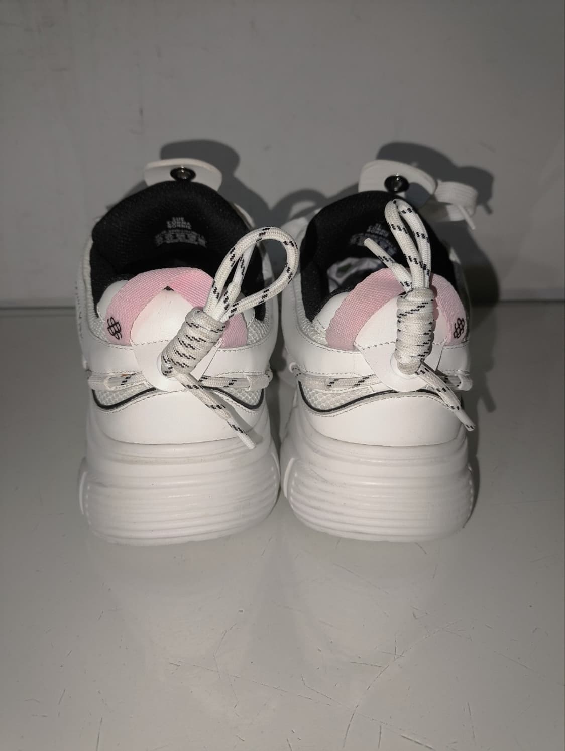 235mm 슈콤마보니 러너 스니커즈 상품이미지8