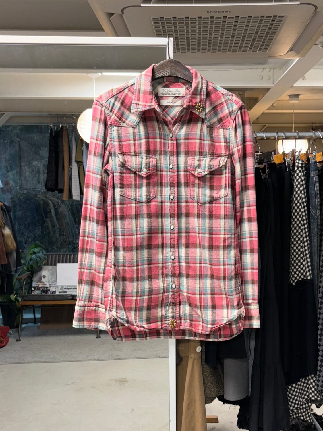 레미 렐리프 체크 셔츠 상품이미지1