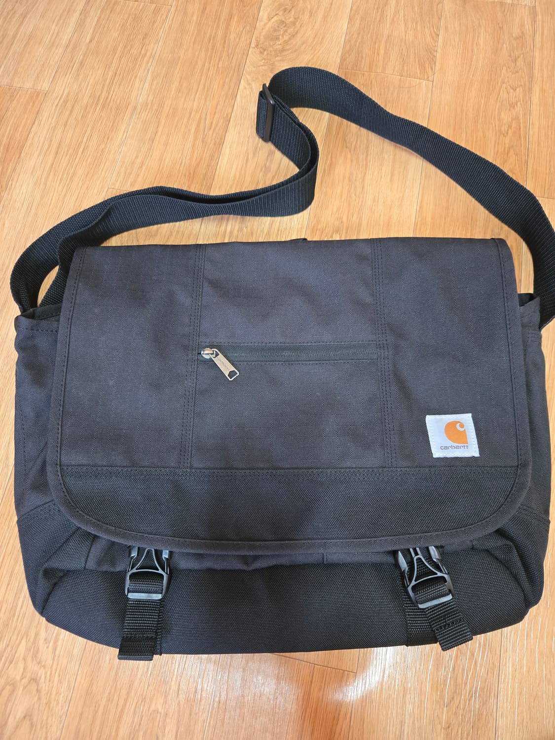 칼하트 블랙 메신저 백 상품이미지2