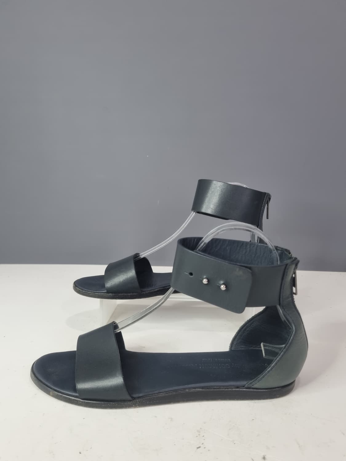 240~245 커먼프로젝트  샌들 상품이미지2