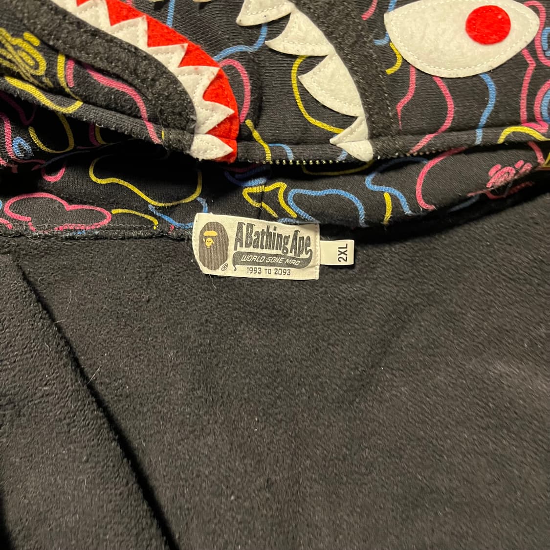 베이프 BAPE NEON CAMO SHARK FULL ZIP HOODIE 상품이미지5