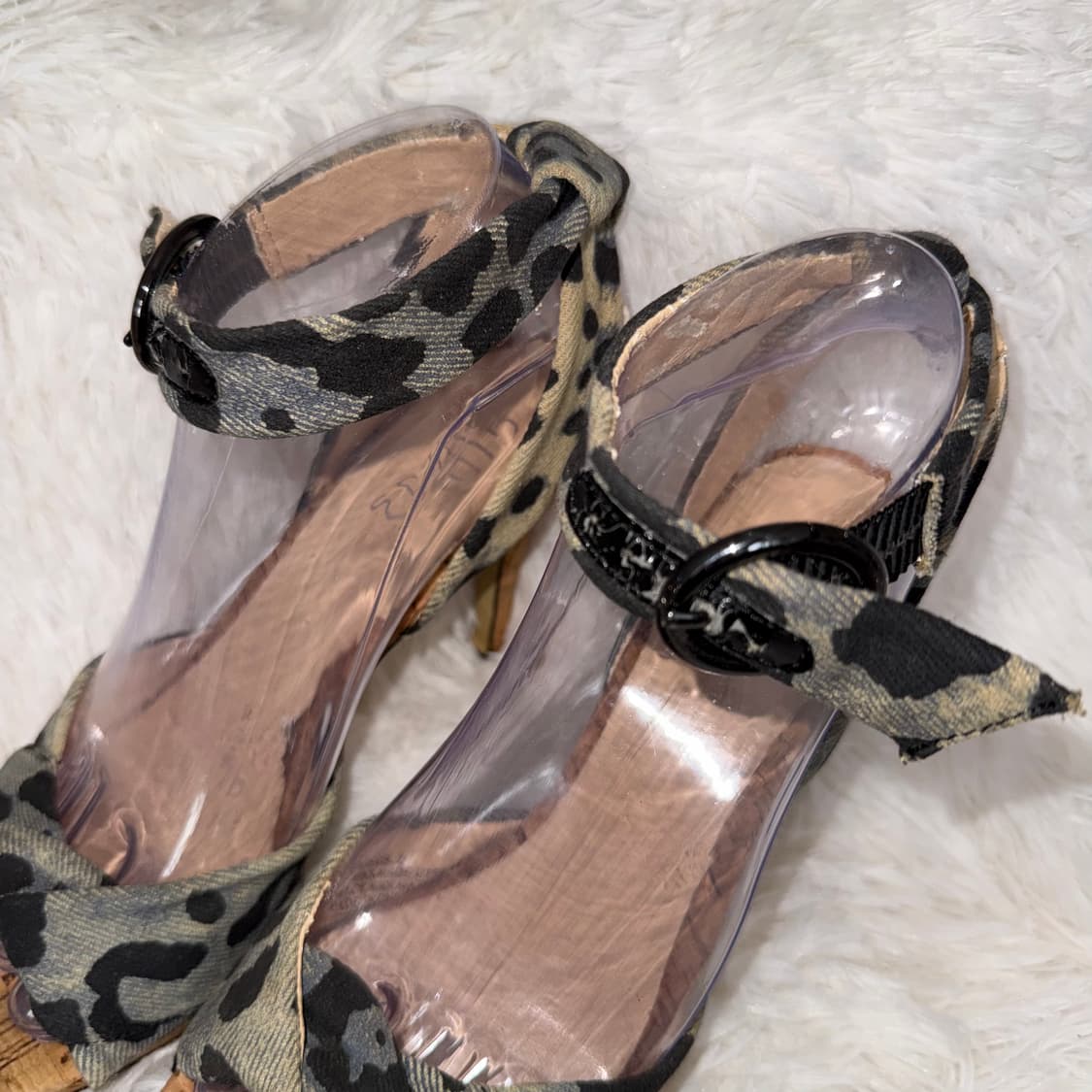 235 Guess 게스 레오파드 패턴 샌들힐 상품이미지8