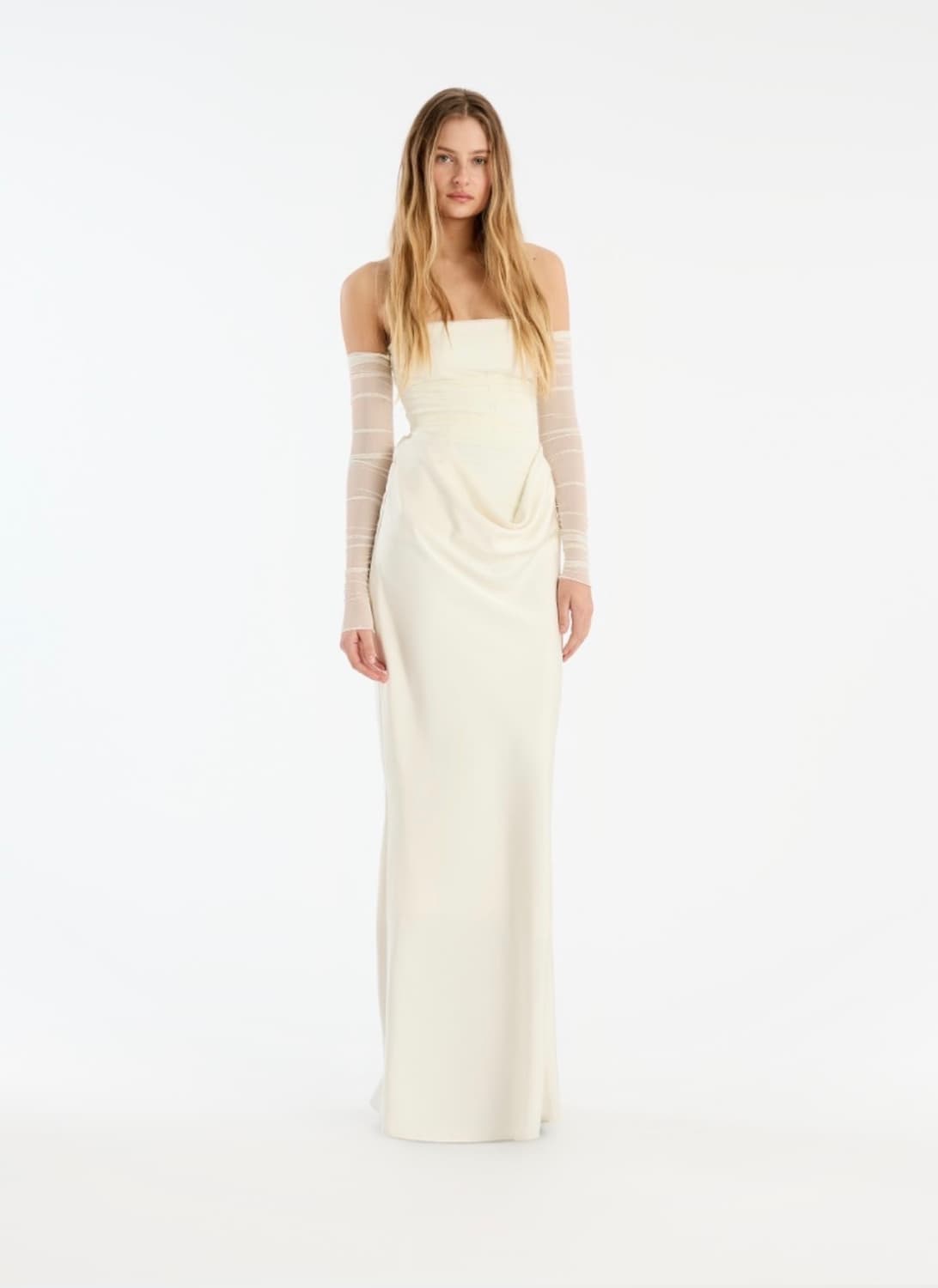 RUCHED MAXI DRESS WHITE 상품이미지1
