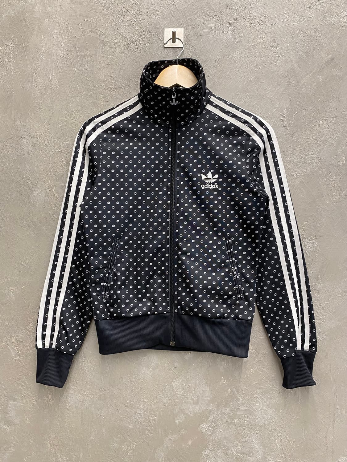 [S] ADIDAS OG 아디다스 립 도트 패턴 파이어버드 져지 상품이미지1