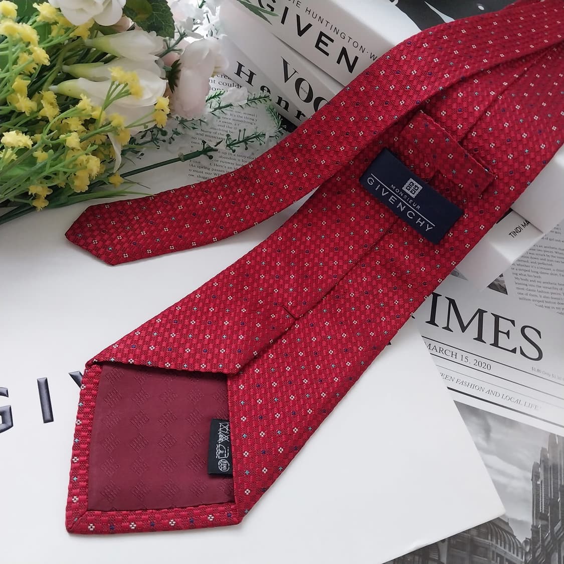 모스키노 실크 옐로 이니셜 자카드 넥타이 8.2cm A+등급 A18858 상품이미지4