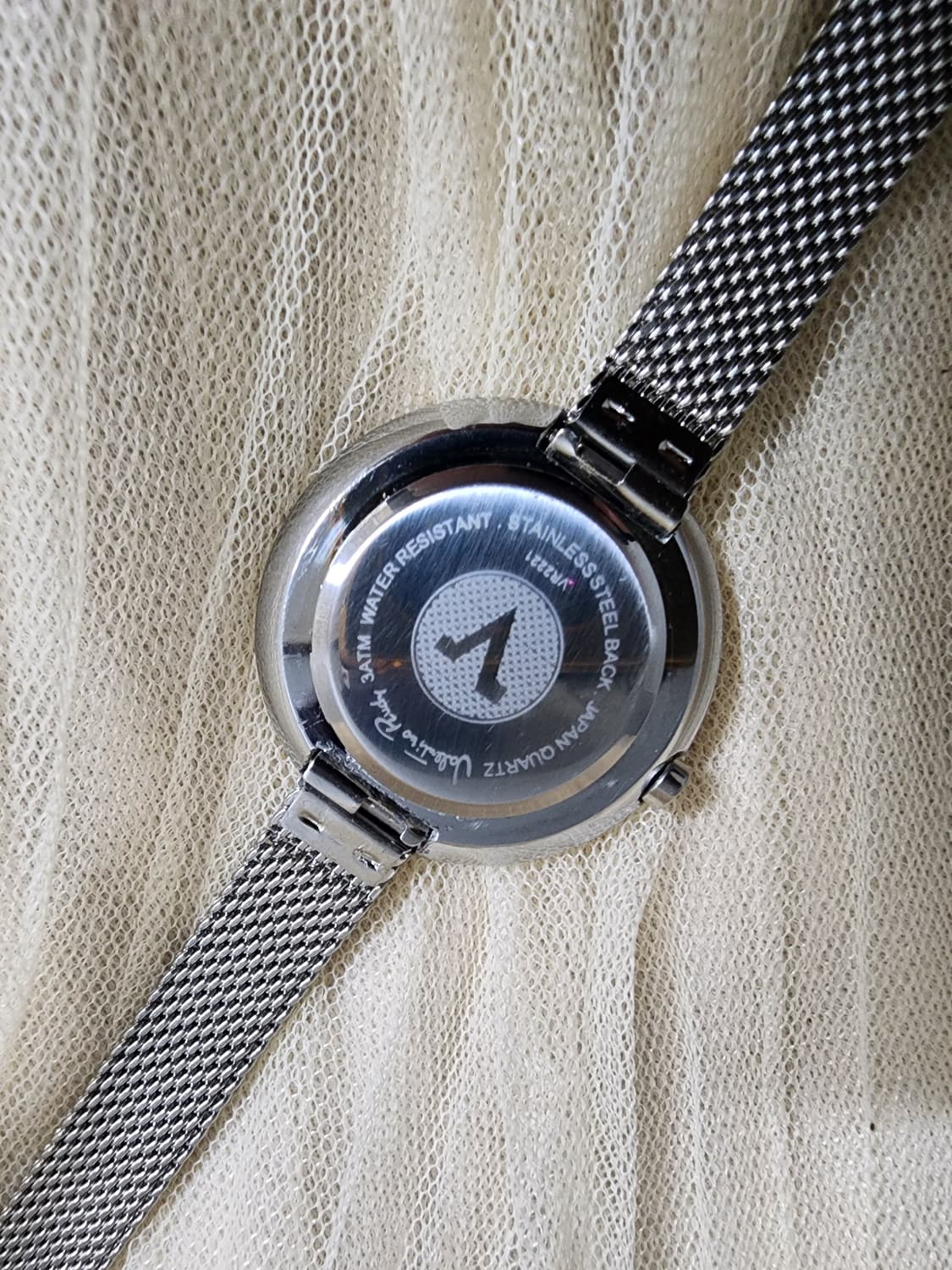 발렌티노루디 큐빅 여성시계 상품이미지4