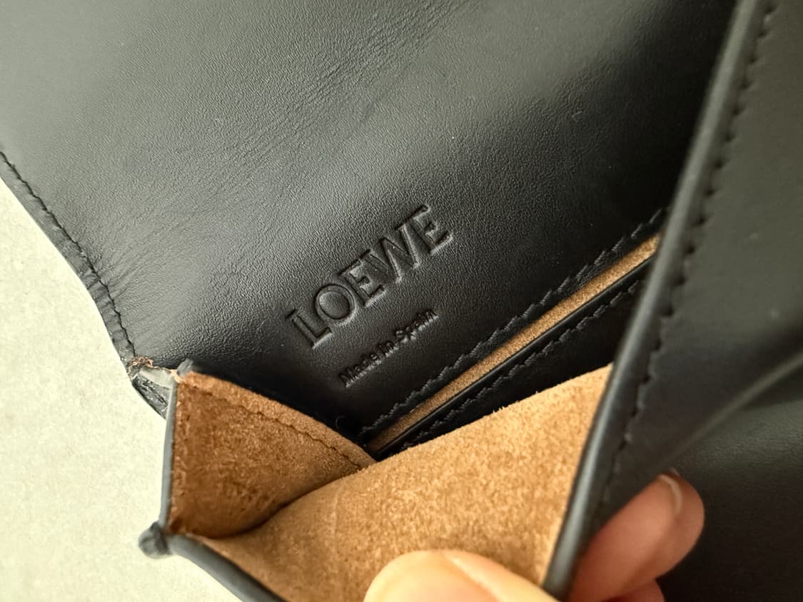 로에베 거싯 플랫 크로스백 남녀공용 상품이미지5