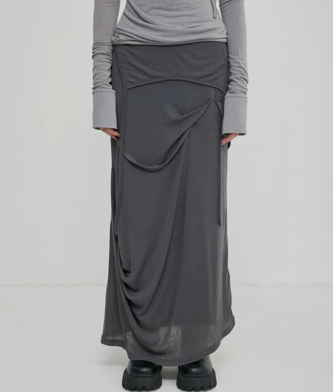 플레어업 Asymmetrical Draped 롱스커트 상품이미지1