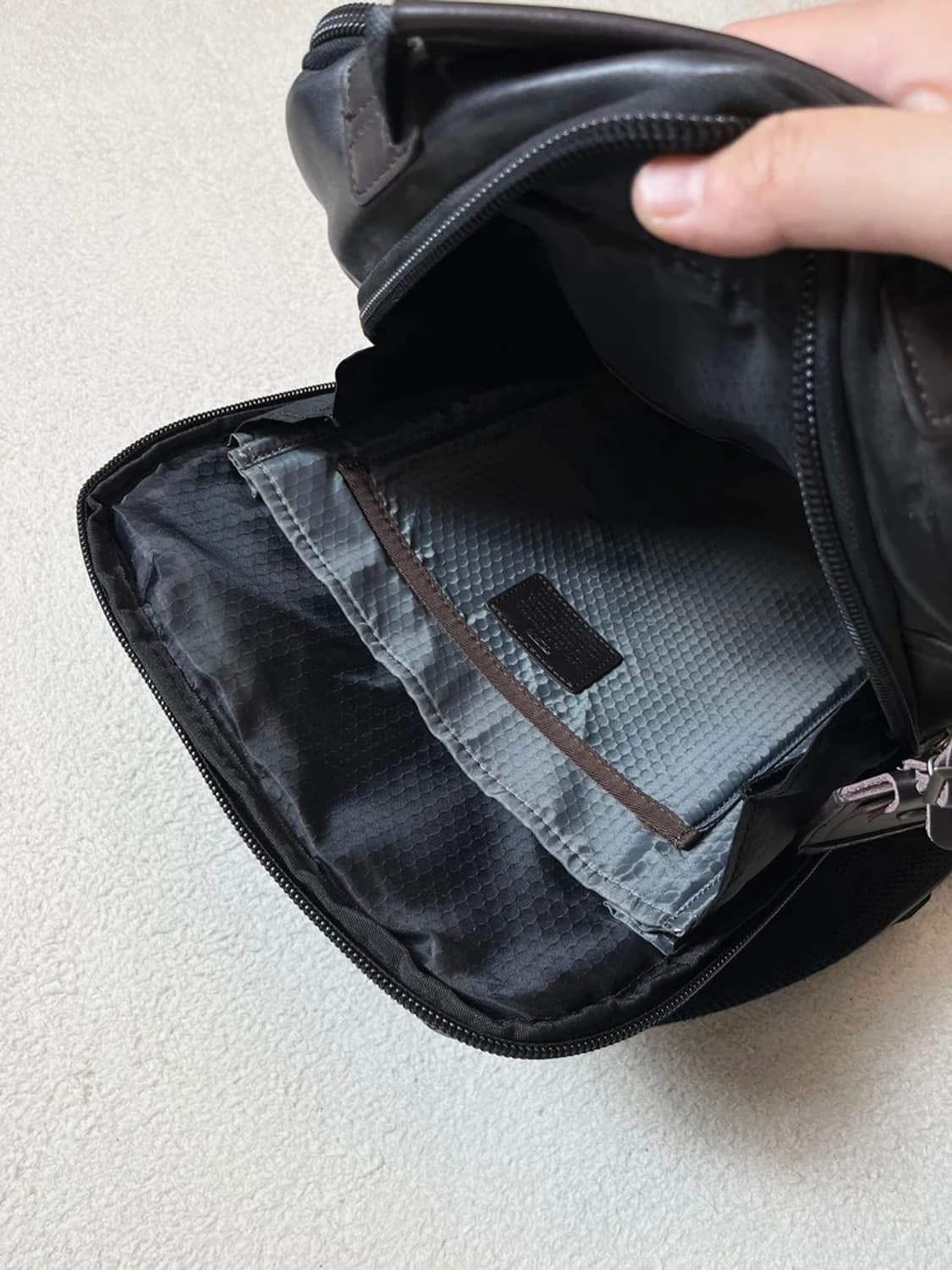 투미 TUMI 알파 도버 레더 백팩 A1742 상품이미지9