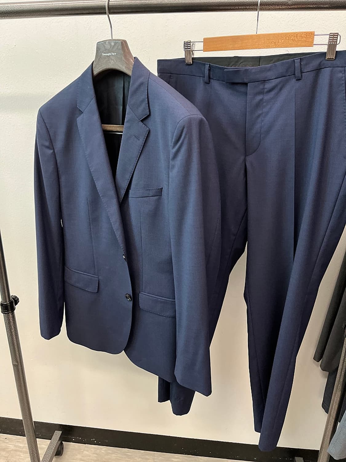 110,37) 휴고보스 슈트  상품이미지1