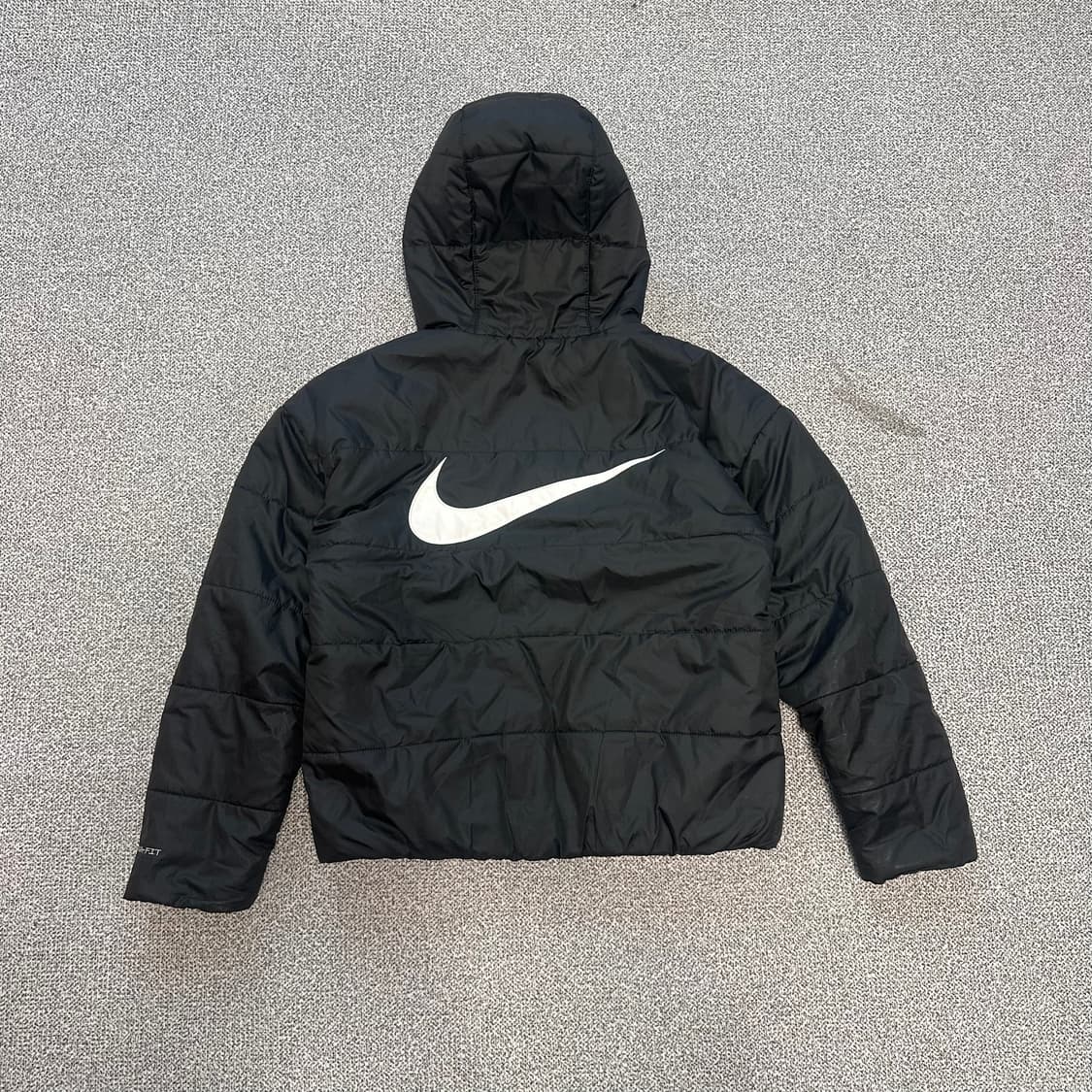 나이키 블랙 후드 패딩 상품이미지3