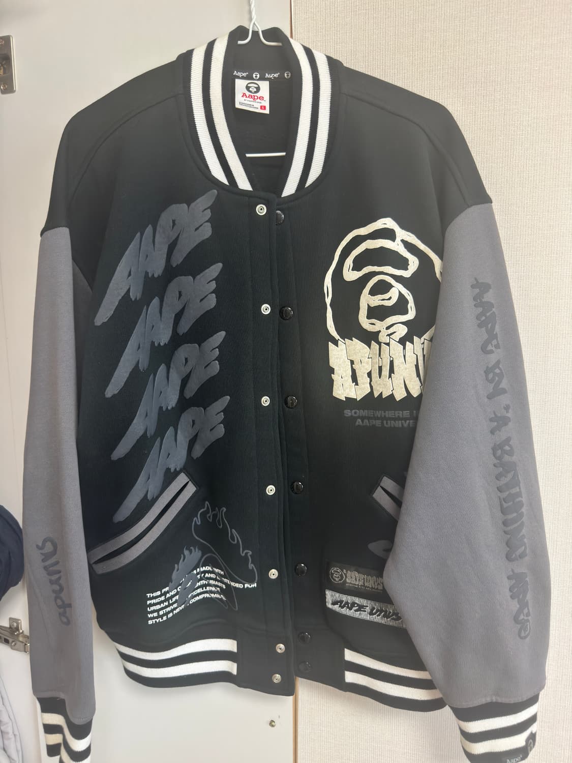 베이프 바시티 자켓 상품이미지3