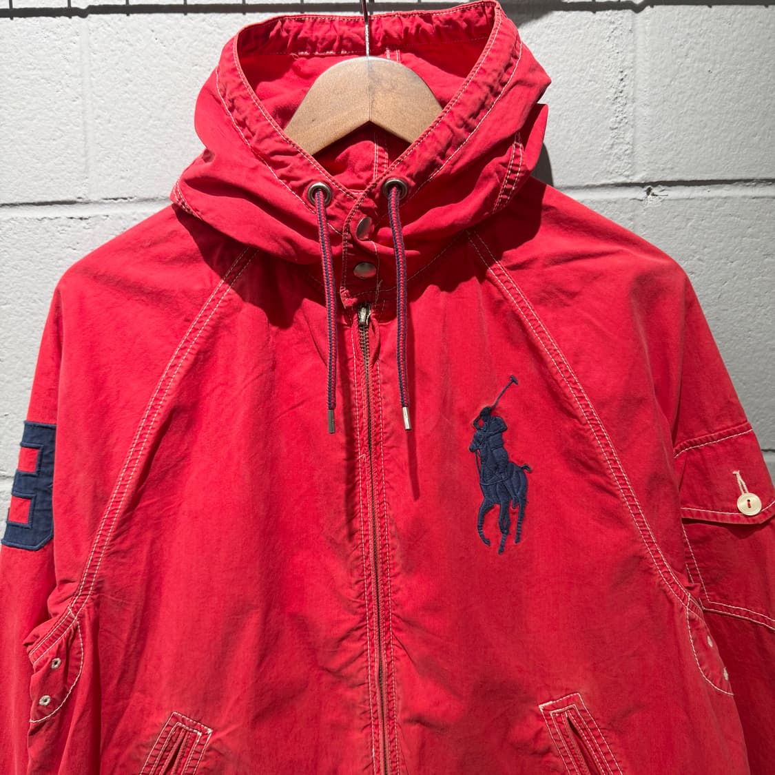 폴로 빅포니 바람막이 레드 상품이미지2