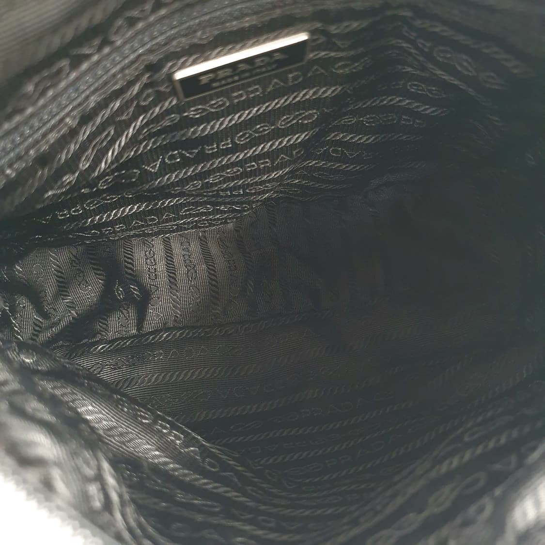 프라다 리나일론 블랙 메신저백 크로스백 숄더백 상품이미지10