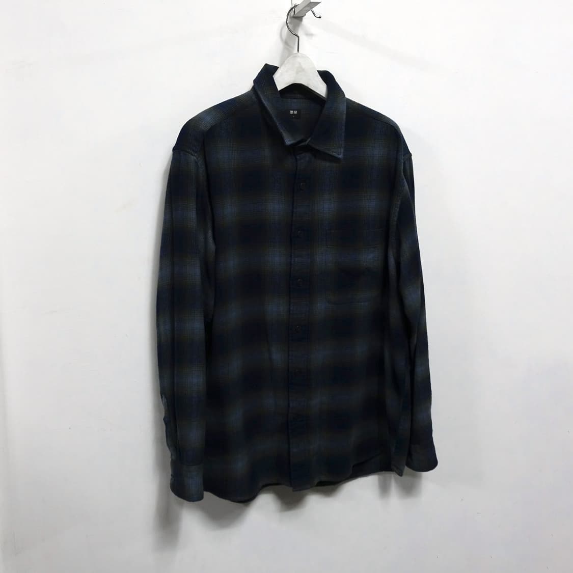 [L] UNIQLO 유니클로 블루 블랙 체크 플란넬 셔츠 상품이미지4