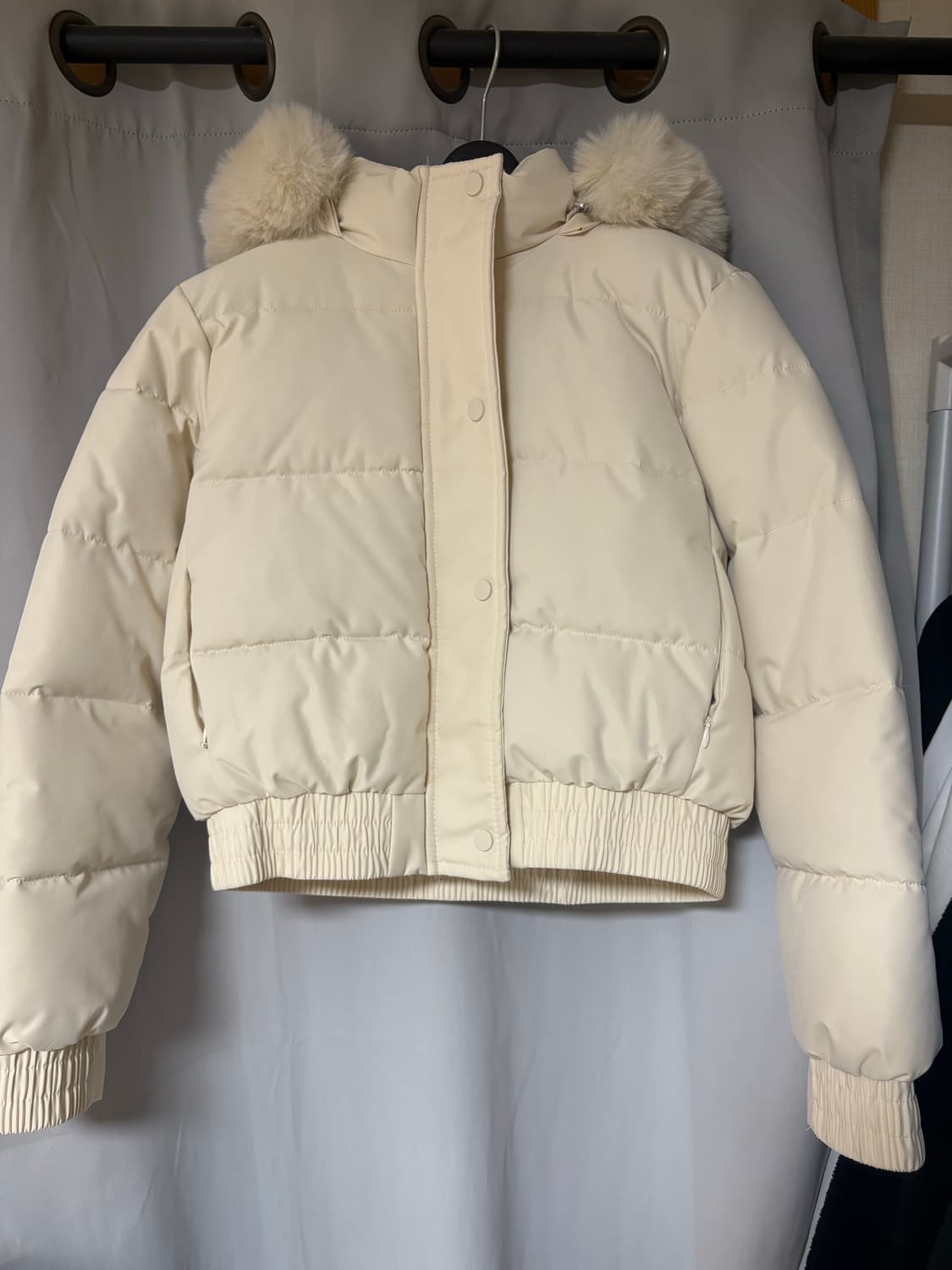 새상품 숏패딩 상품이미지2