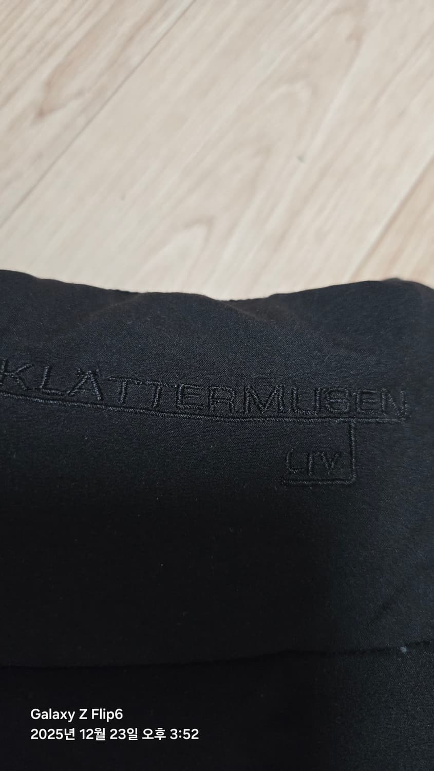 클라터뮤젠 리브 다운스웨터 구형 남성 M 상품이미지8