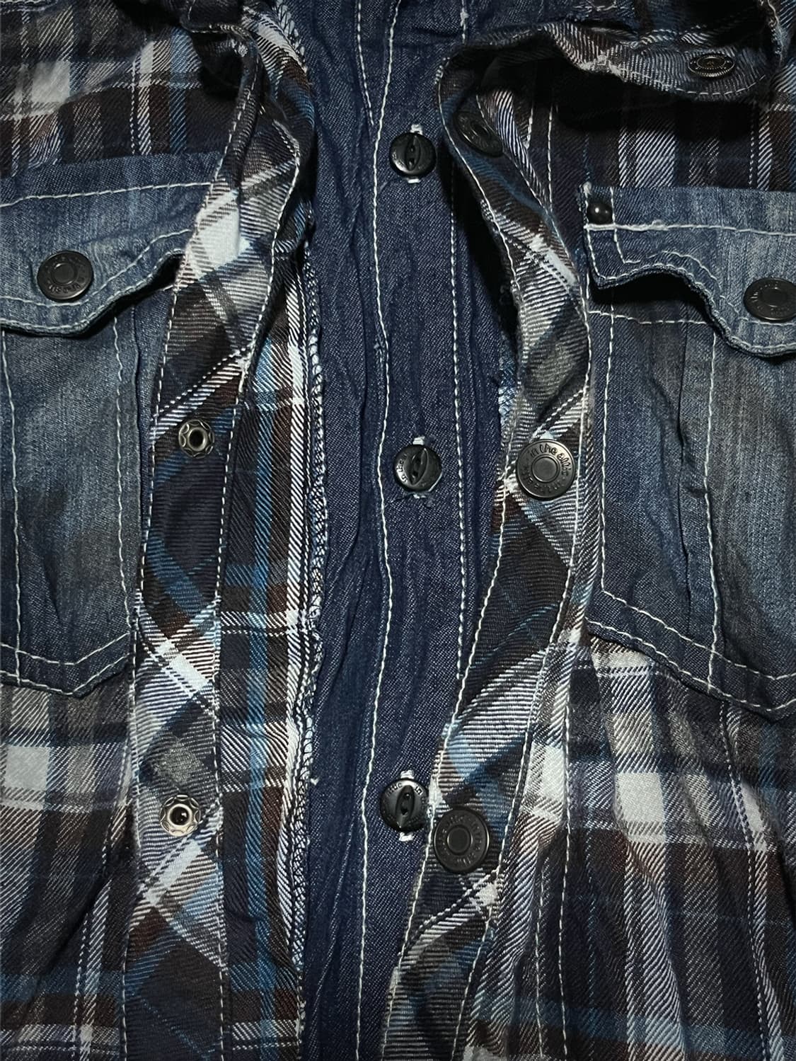 (in the attic) 00s wrinkled denim shirt  상품이미지5