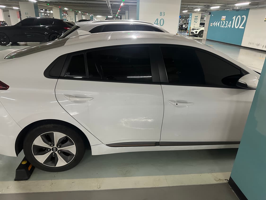 아이오닉 일랙트릭(전기차) 상품이미지4