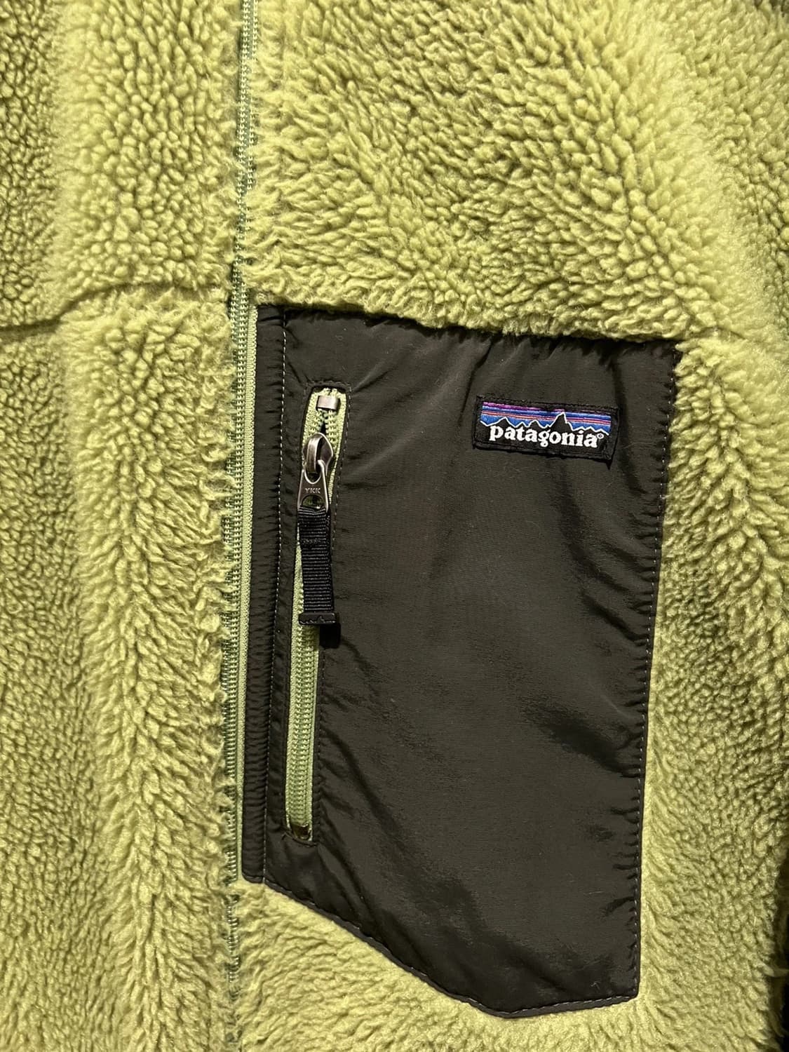 파타고니아 클래식 레트로-X 플리스 자켓 파일 그린 상품이미지3