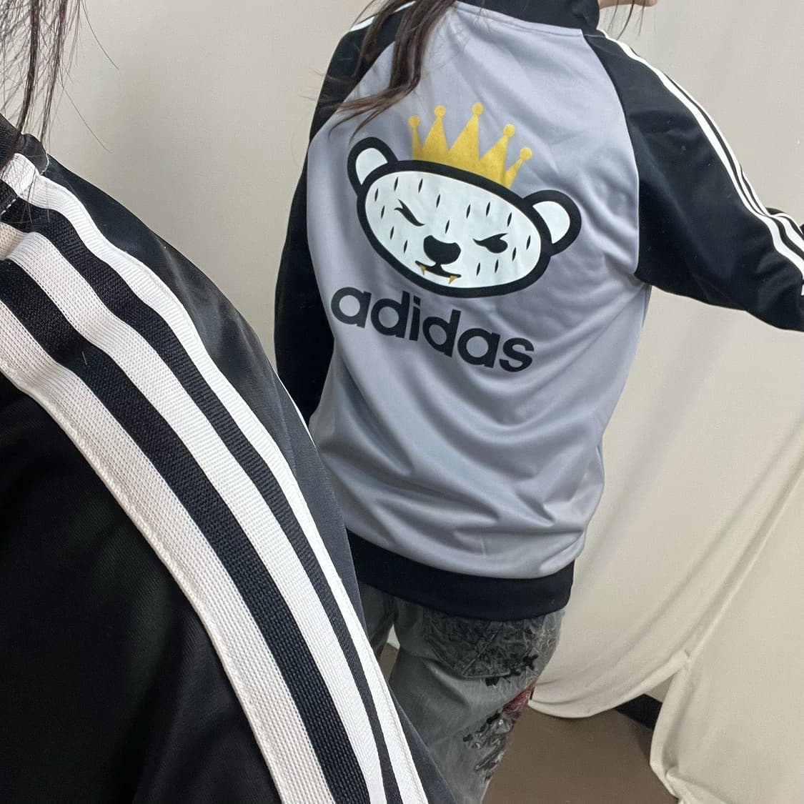 Adidas grey Superstar Nigo Bear jersey 상품이미지3