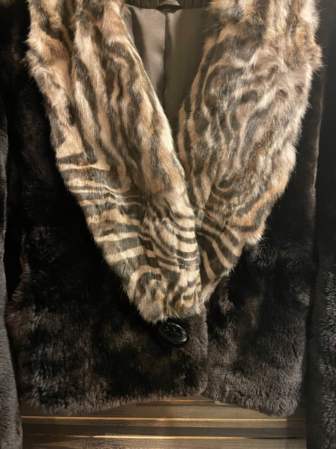 풀스킨 펄 밍크숄 크롭 자켓 상품이미지2