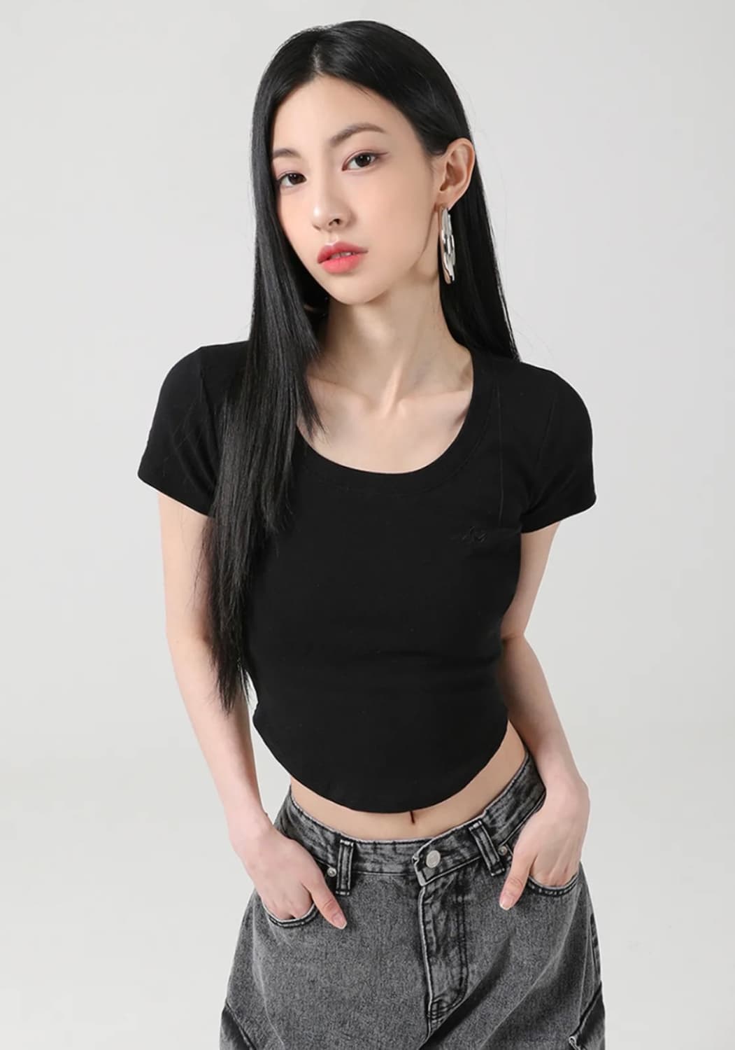 어반드레스 candy T-shirt _ 블랙 상품이미지1