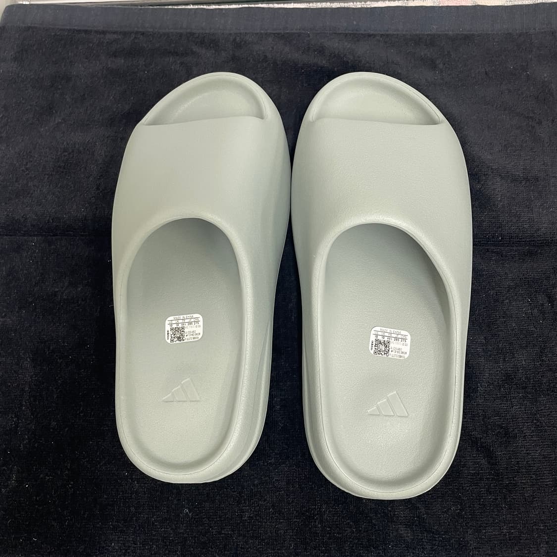 아디다스 이지슬라이드 솔트 275 상품이미지5