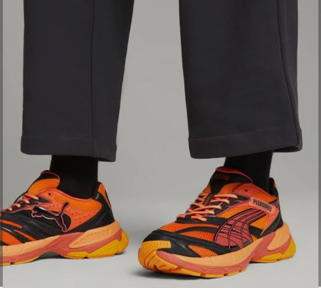 플레저스 x 푸마 벨로파시스 레이얼스 레드 오렌지 
275 상품이미지2