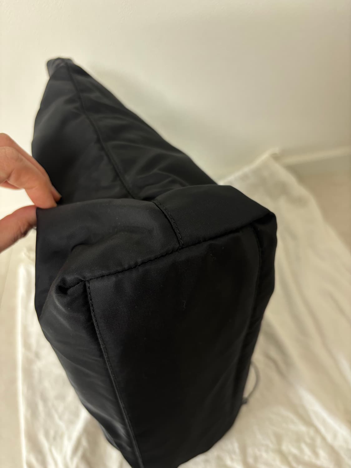 프라다 블랙 나일론 토트백 상품이미지5