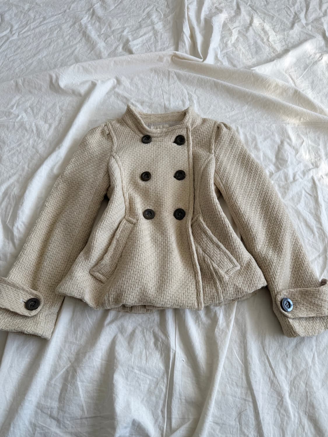 옐로우버터 라떼 갸루 러블리 딱붙 울 하프코트 상품이미지1