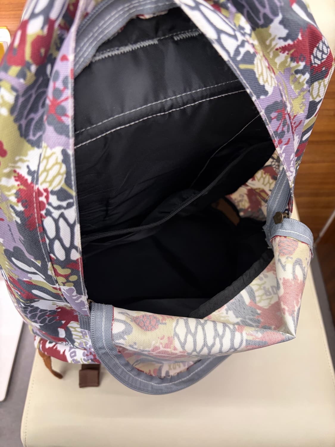 올드 컬럼비아 패턴 돼지코 스웨이드 백팩 상품이미지3