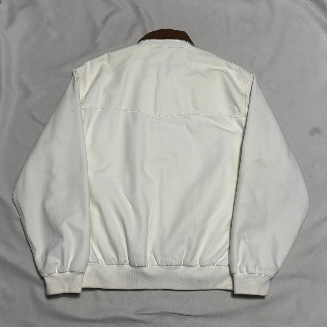 XL 칼하트 WIP 화이트 산타 페 자켓 상품이미지3