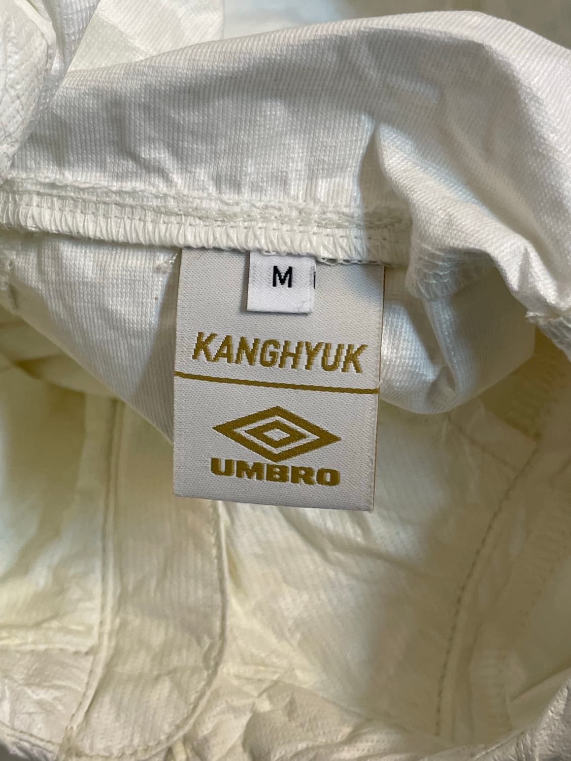 엄브로 X 강혁 하프집업 상품이미지5