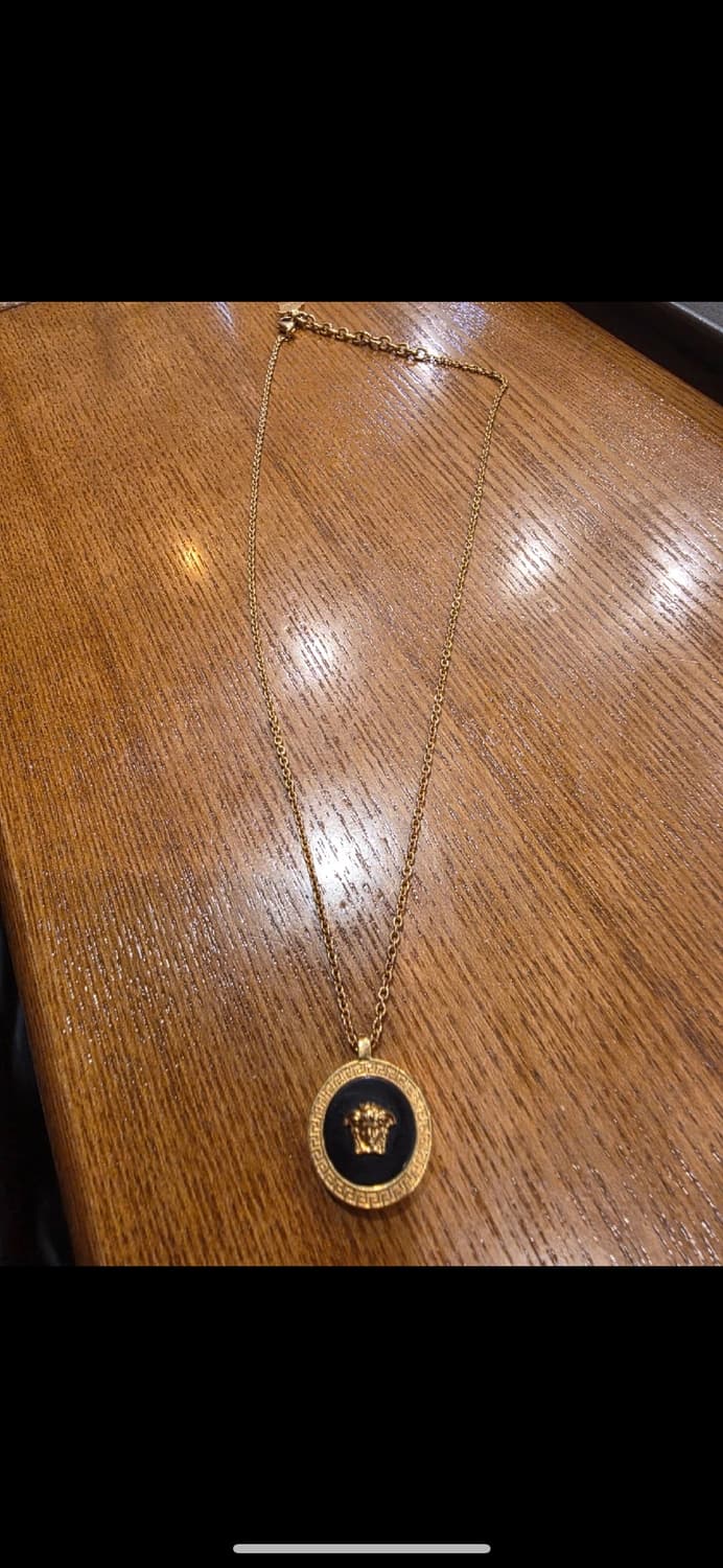베르사체 메두사 목걸이 상품이미지1