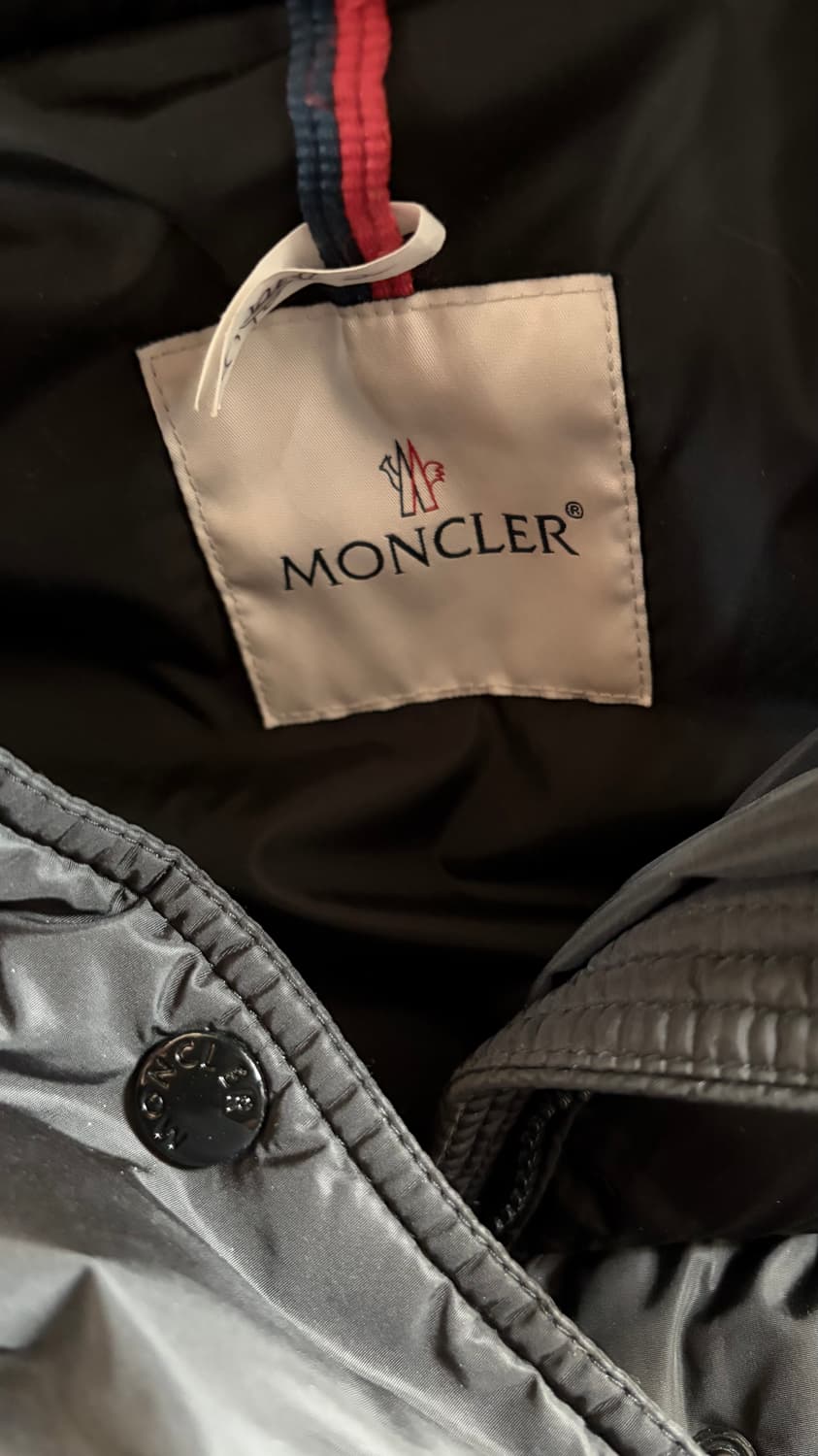 몽클레어 여성 롱패딩 상품이미지4