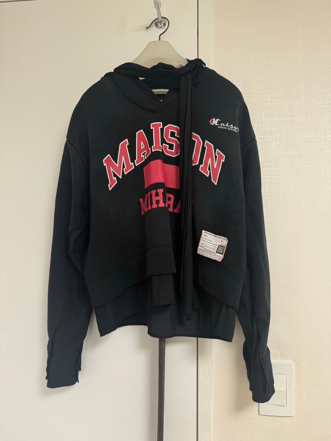 미하라 야스히로 우먼즈 맨투맨 + 스카프 세트 상품이미지1