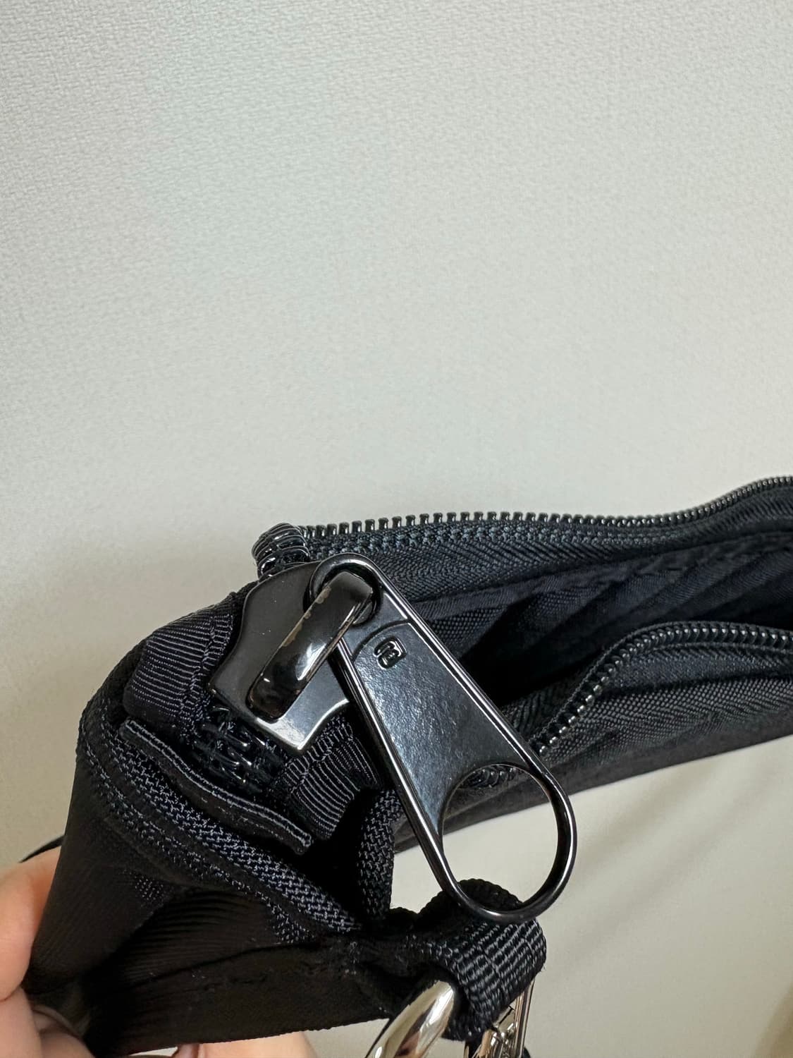 알렉산더 왕 숄더 백 블랙 상품이미지3