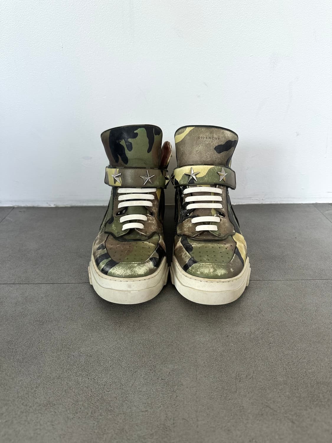 지방시 카모 타이슨 스타 스터드 하이탑 상품이미지2