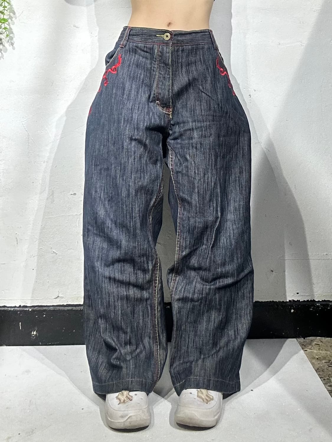 쿠지 진청 대장급 레드 자수 포인트 와이드 데님 청바지 상품이미지3