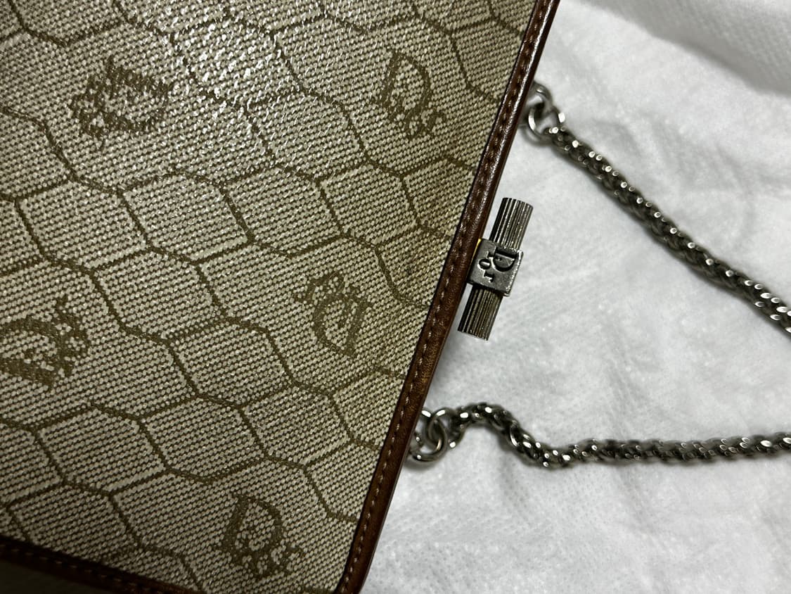 디올 헥사곤 패턴 크로스백 파우치 상품이미지4