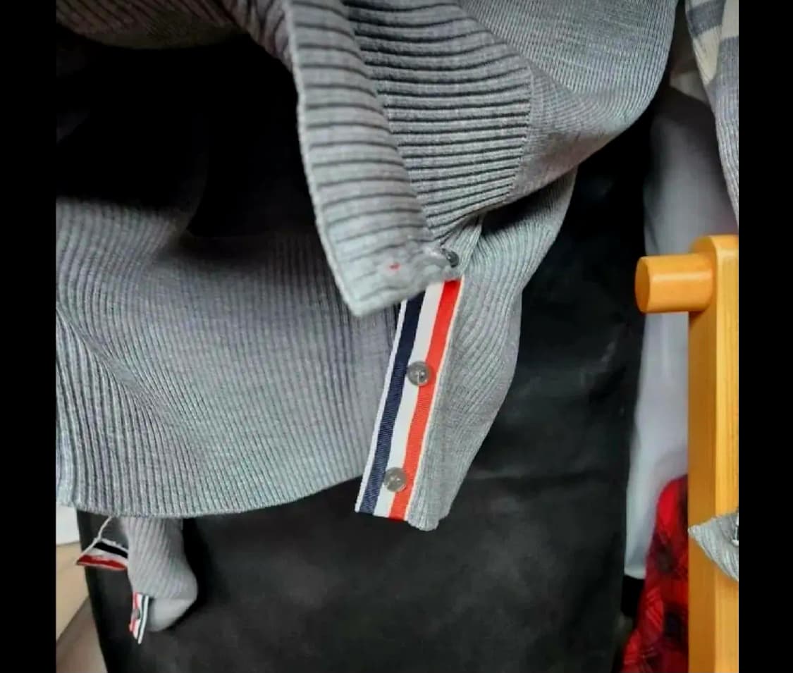 톰브라운 밀라노 실크 오버핏 니트 42 정품 상품이미지3