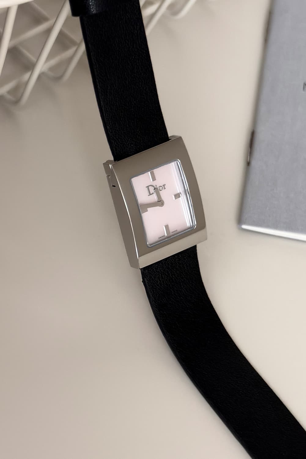 디올 마리스 핑크 쉘 시계 상품이미지5