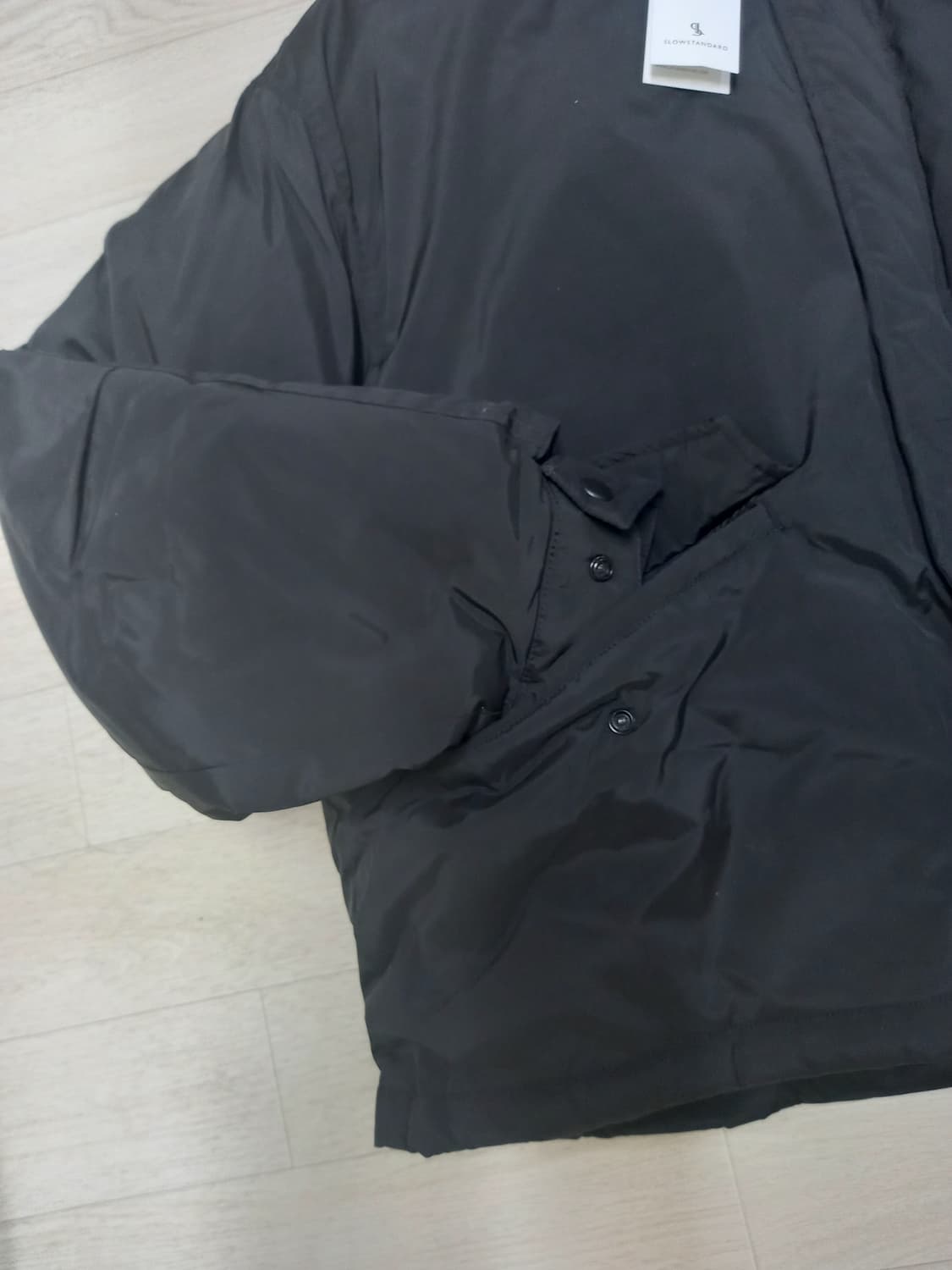 새상품 남성100 라퍼지스토어후드 덕다운 숏패딩 미듐 상품이미지5