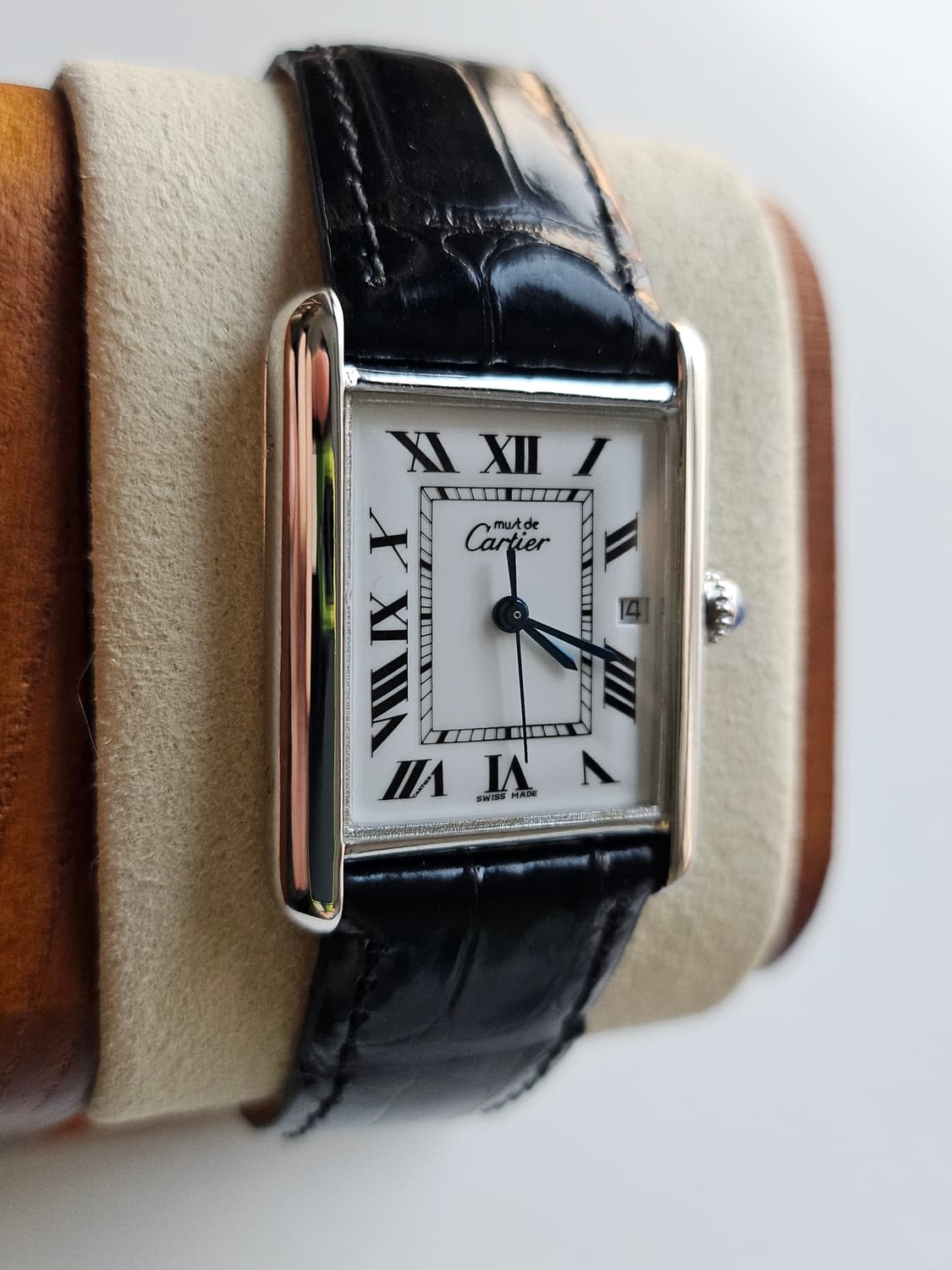 까르띠에 탱크머스트 빈티지 쿼츠 XL 화이트로만다이얼 상품이미지3