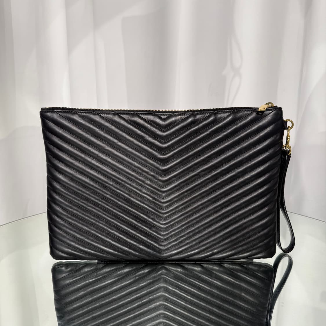 생로랑 모노그램 마틀라세 금장 클러치백 상품이미지4