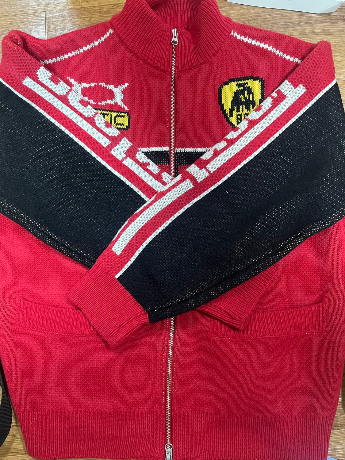 크리틱 레이싱 니트 집업 상품이미지2