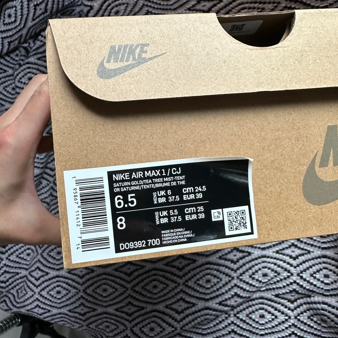 트레비스 스캇 에어맥스 1 캑터스 골드 상품이미지8