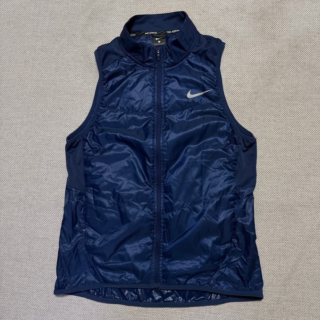 나이키 러닝 경량 패딩조끼 상품이미지1