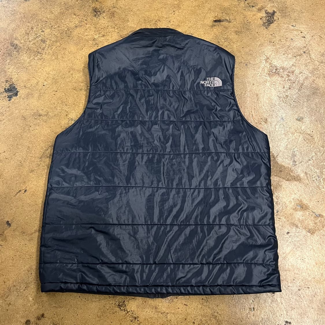 [정품/100] 노스페이스 양면 패딩 조끼 블랙 b14 상품이미지3